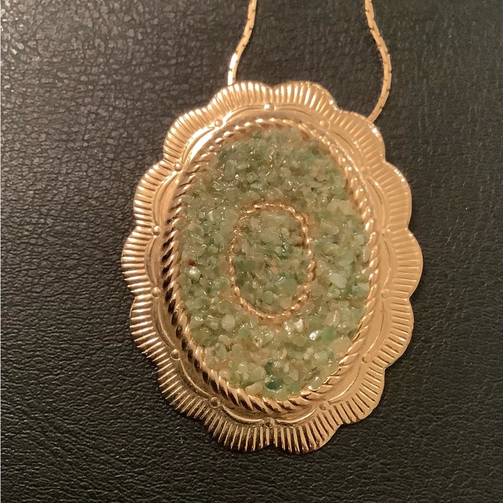 New Vintage Jade Oval pendant necklace (gold, luck)